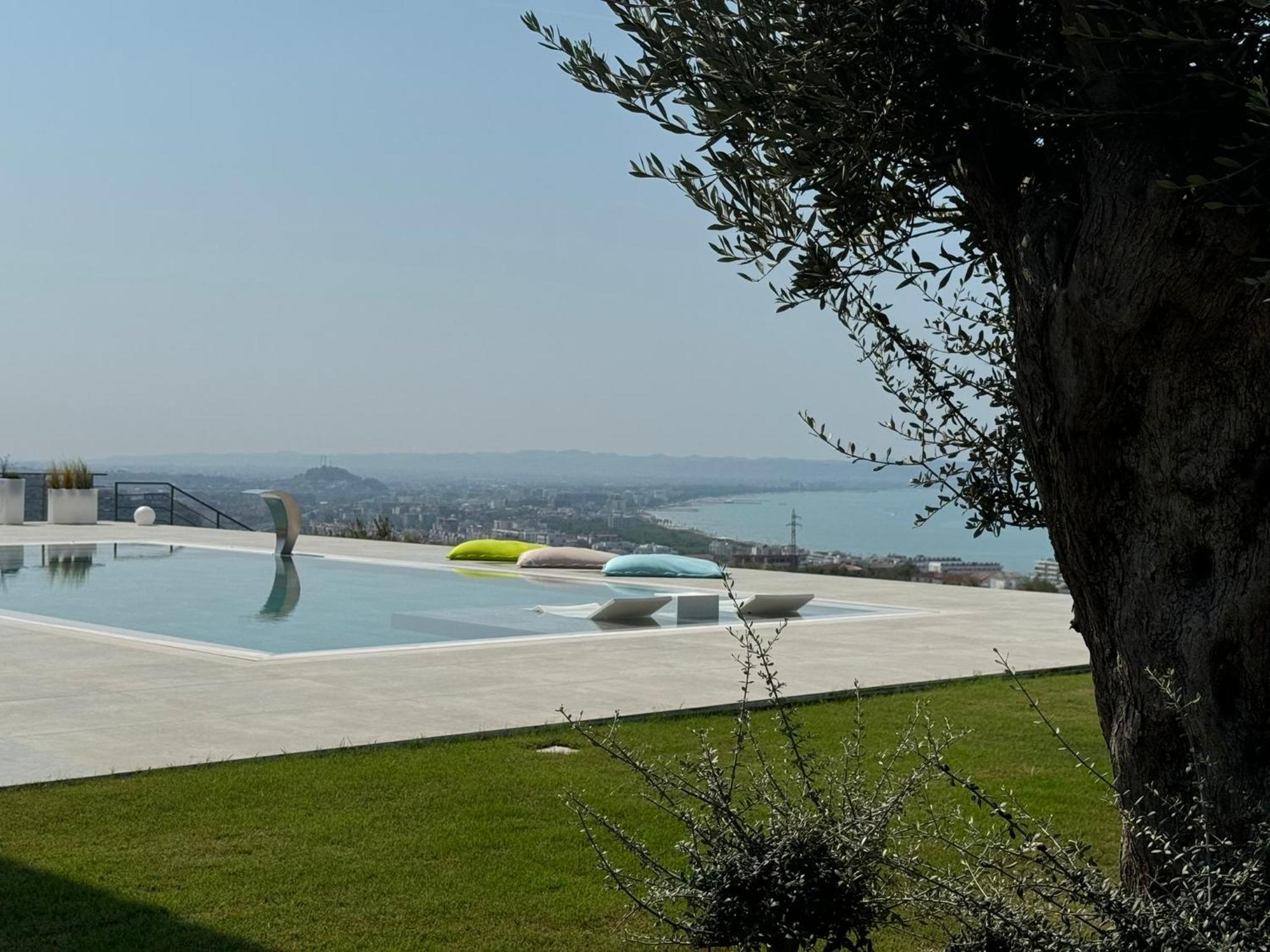 Villa Esmi Durres Kryemedhej Экстерьер фото