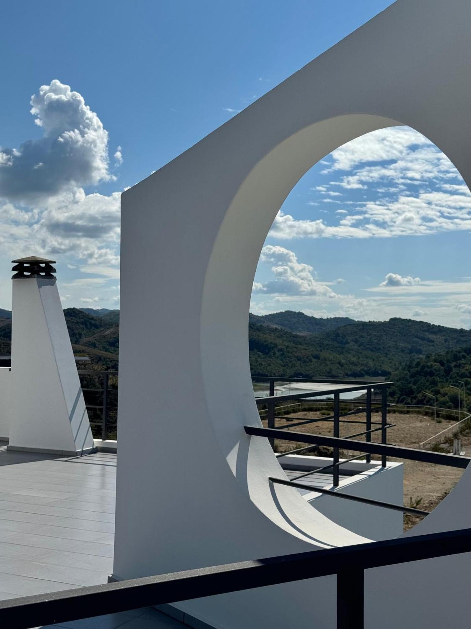 Villa Esmi Durres Kryemedhej Экстерьер фото