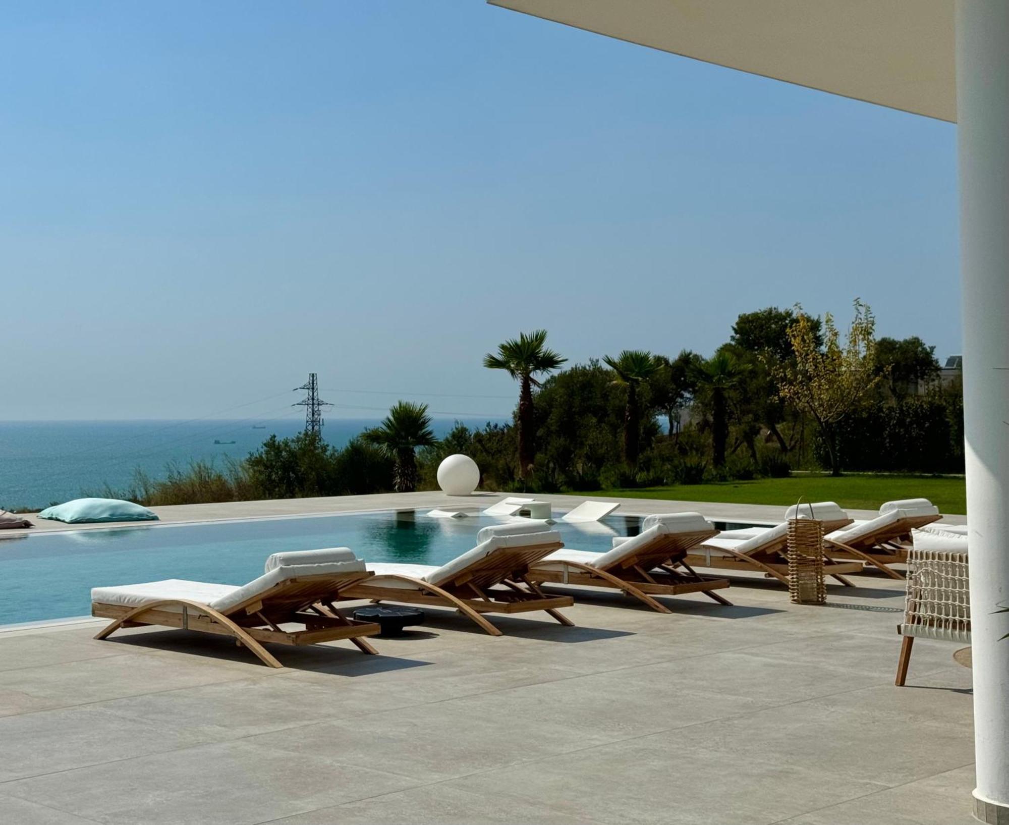 Villa Esmi Durres Kryemedhej Экстерьер фото