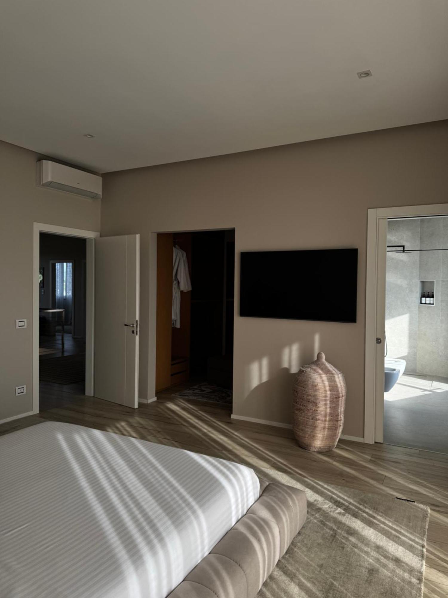 Villa Esmi Durres Kryemedhej Экстерьер фото